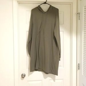 Green hoodie dress Forever 21